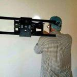 Get the Best TV Mounts For Your Situation : Exploring the Pros and Cons of Full Motion and Tilt Mounts