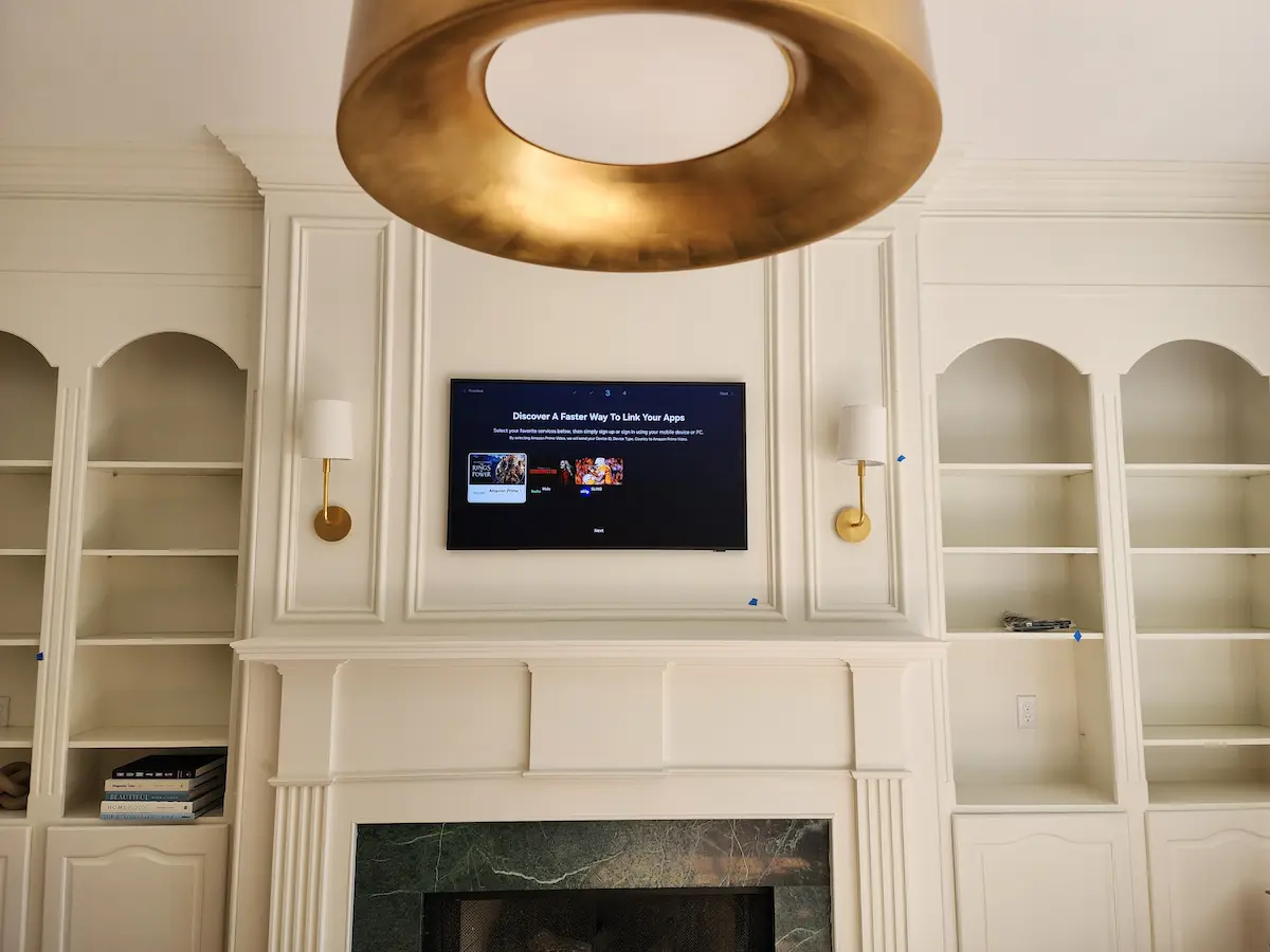 TV mounting Wesley Chapel NC Cresswind active adult community two story living room